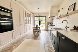 Photo 17- click for photo gallery